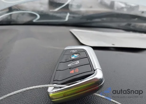 2021 BMW M4 Competition z USA, uszkodzony, nr VIN WBS33AZ0XMCG52301